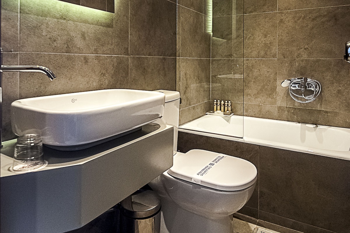 free toiletries, hair dryer, towels