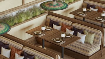 3 restaurantes: opção de café da manhã, almoço e jantar