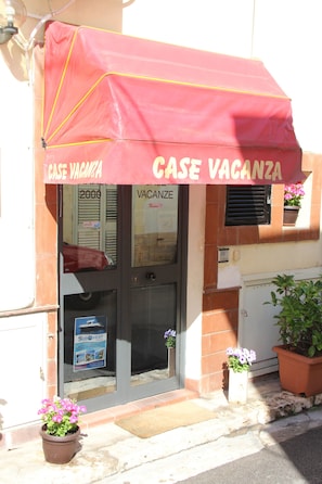 Property entrance - Terrasini 2000 - Case Vacanze (Terrasini)