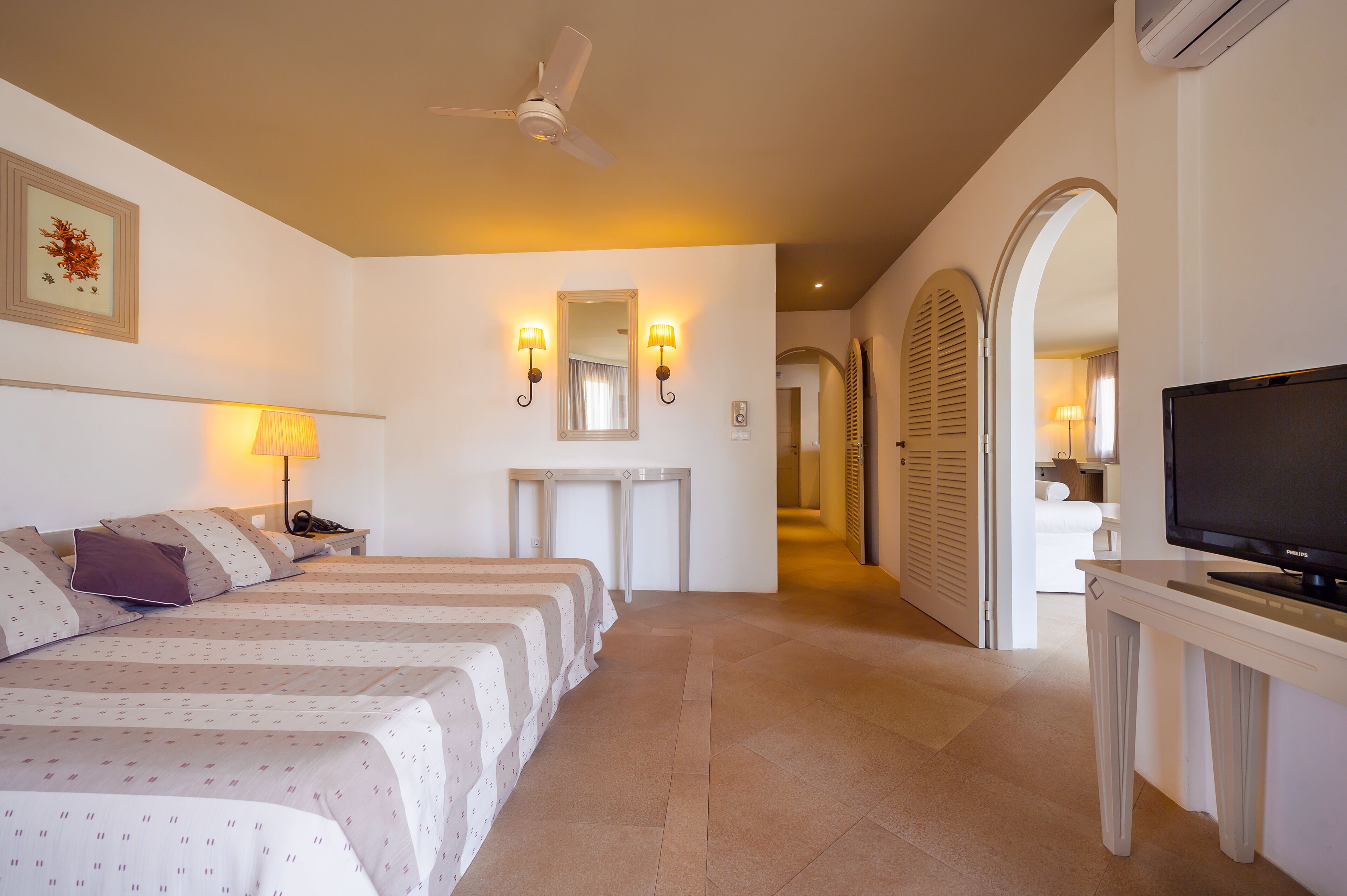 luxury suite | 1 bedroom, in-room safe, desk, blackout curtains