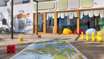 Außen-Kinderspielplatz