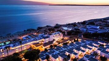 Façade de lâhĂ©bergement - soirĂ©e/nuit