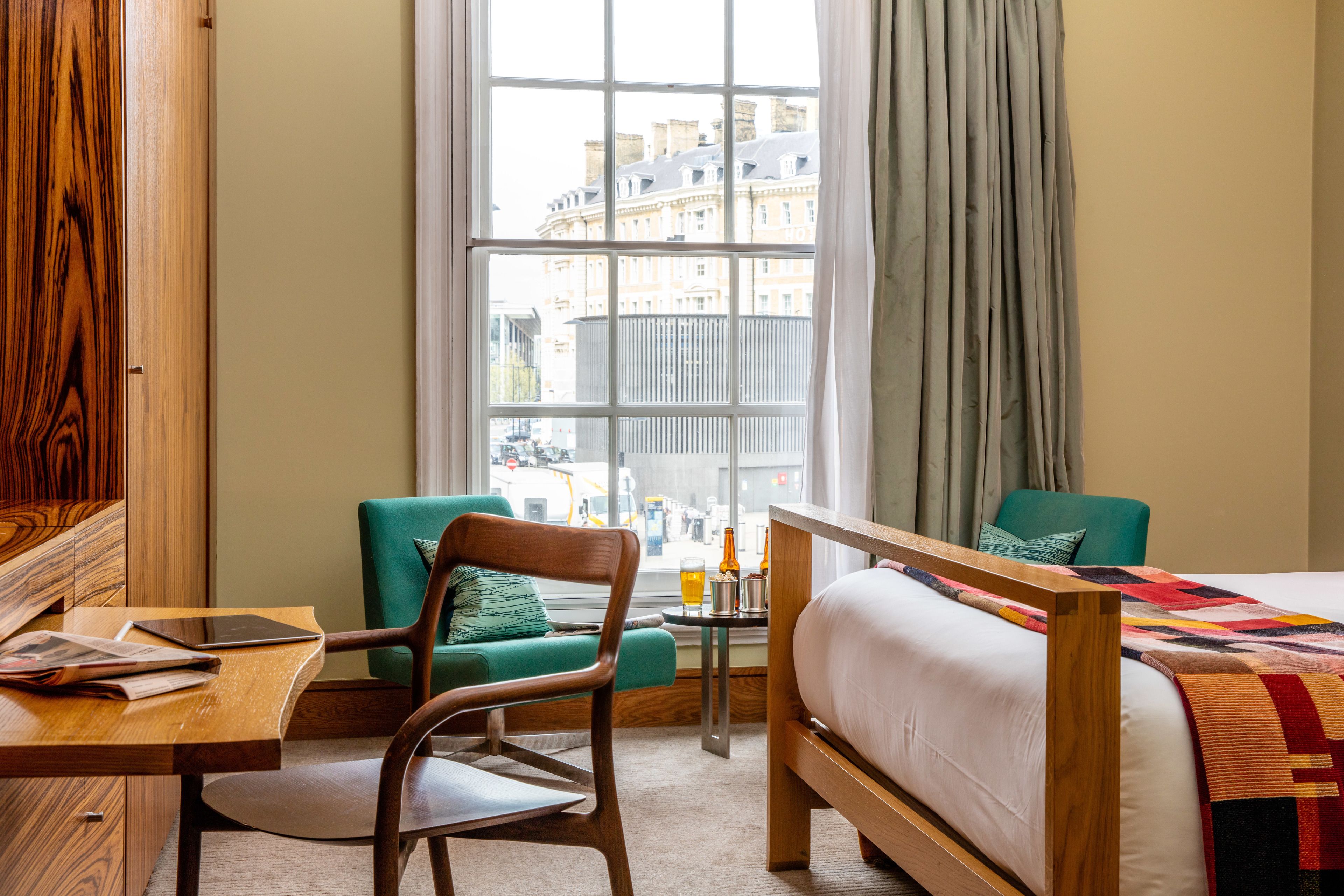 standard double | 1 bedroom, down duvets, pillow-top beds, minibar
