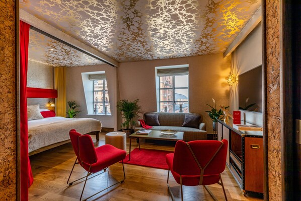 Megaro Suite | Living area