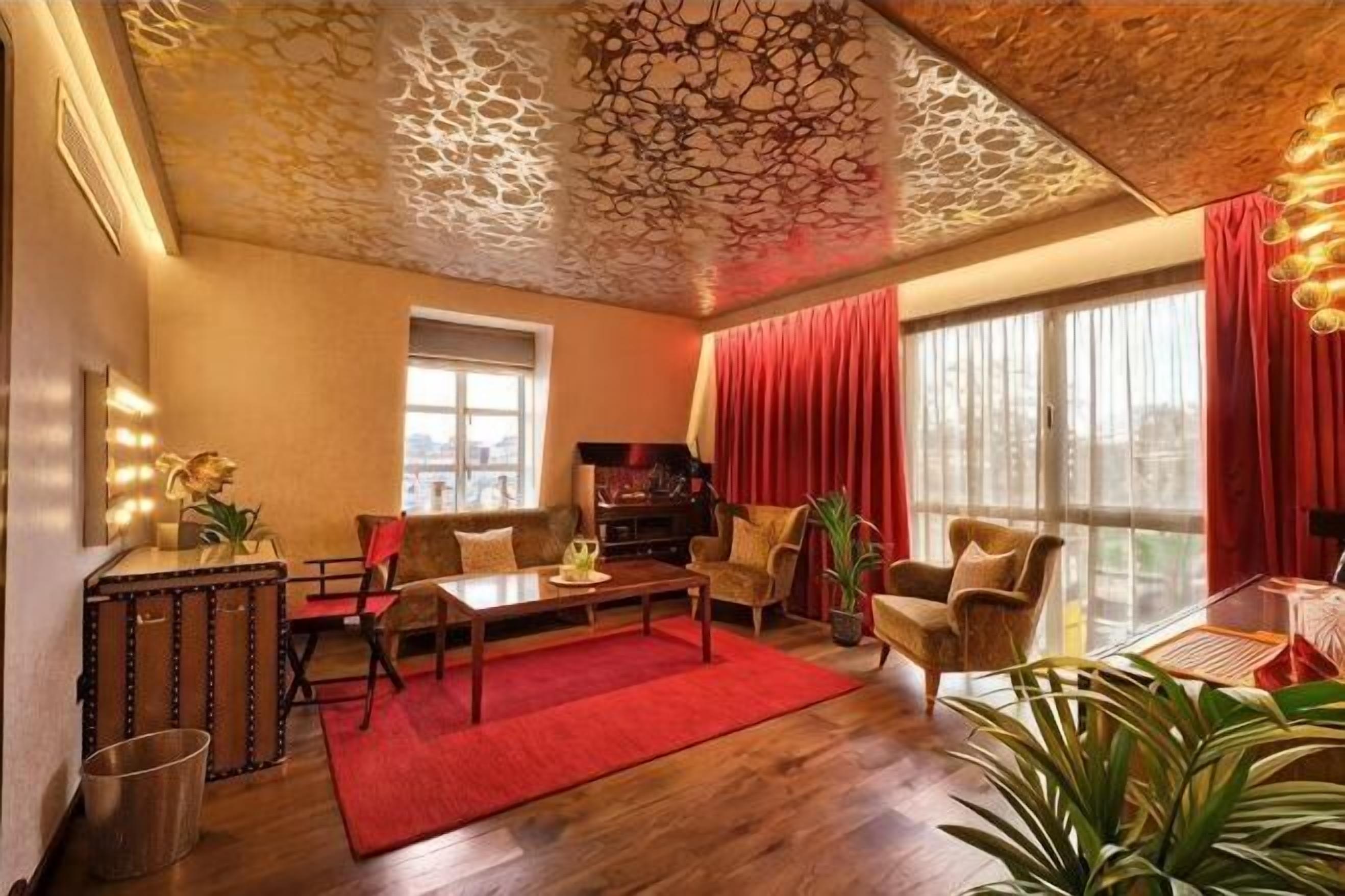 Living area | Smart TV