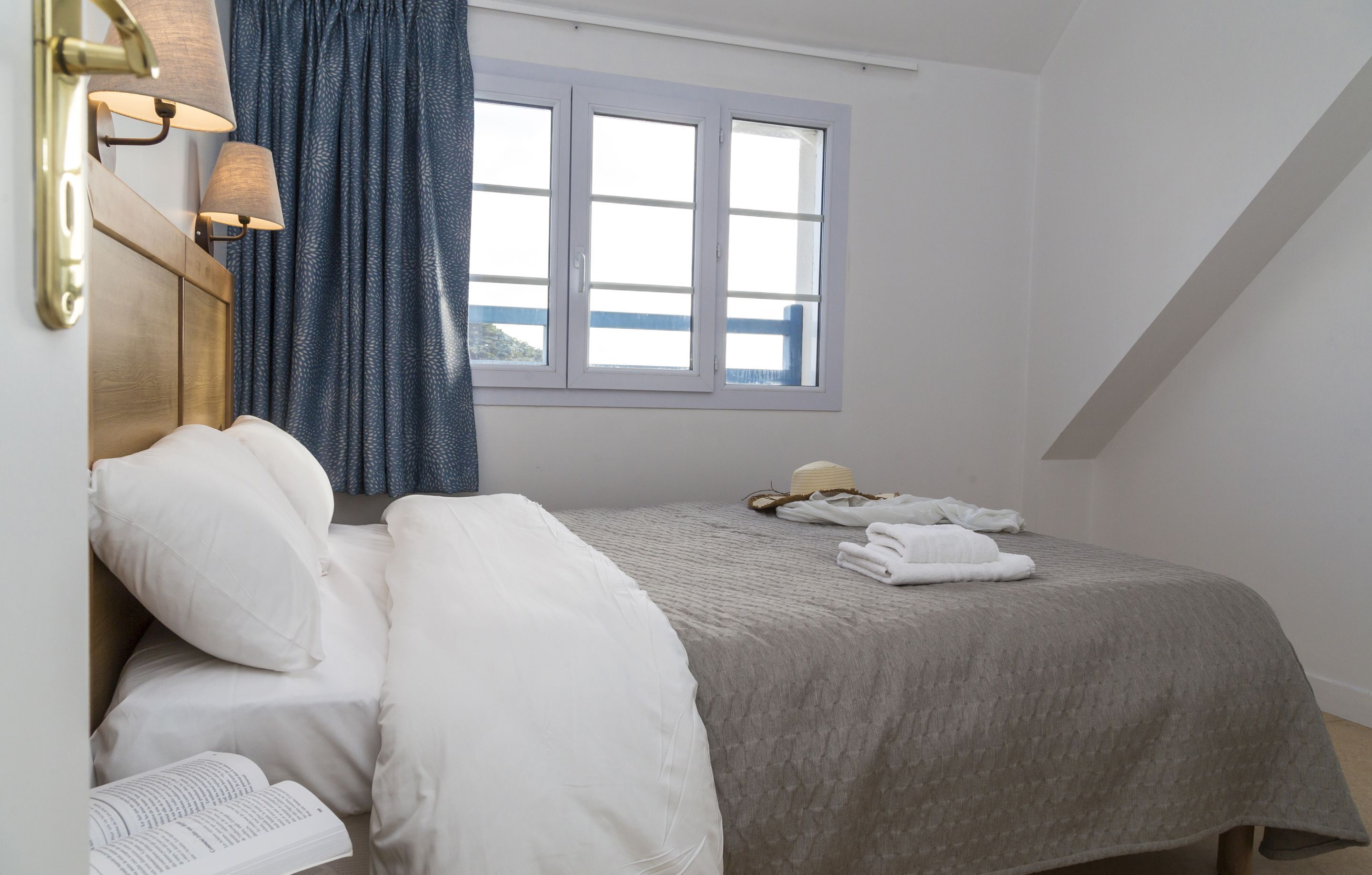 Soundproofing, cribs (surcharge), WiFi (free)