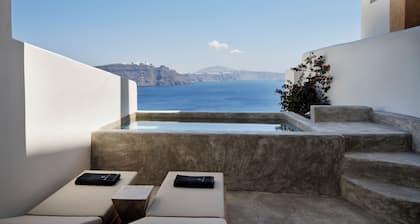 Andronis Luxury Suites