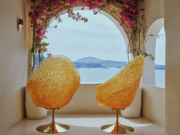 Reception - Andronis Luxury Suites (Santorini)