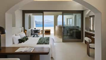 Honeymoon Suite with Outdoor Hot tub