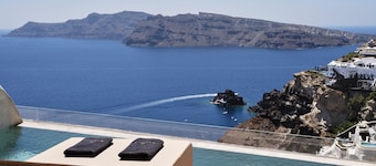 Andronis Luxury Suites