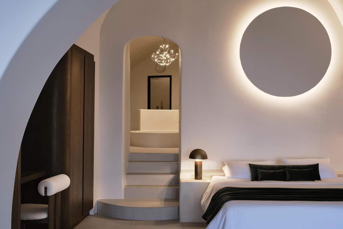 Deluxe Suite with Outdoor Hot tub