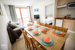 Télévision à écran plat