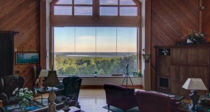 Inn at Wawanissee Point