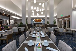 Breakfast and dinner served, American cuisine