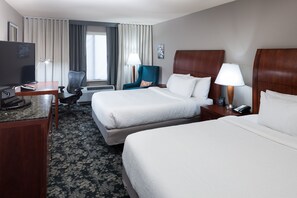 Hypo-allergenic bedding, desk, blackout drapes, iron/ironing board - Hilton Garden Inn Austin North (Austin)