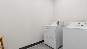 Ruang laundry