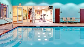 Indoor pool, pool loungers