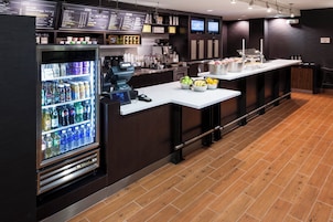 Se sirven cenas y cocina americana 