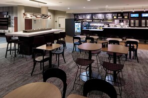 Middag serveres, amerikanske retter