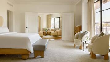 Hollywood Suite | Egyptian cotton sheets, premium bedding, down comforters, pillowtop beds