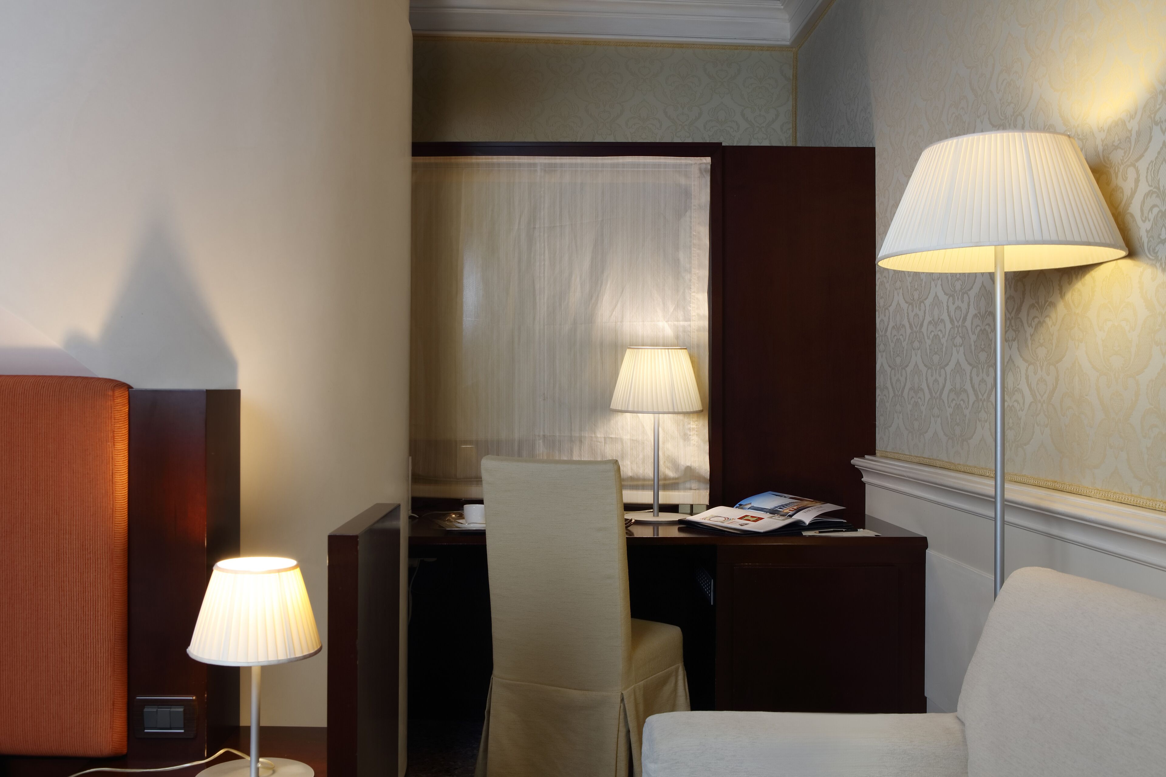 classic double room | 1 bedroom, down duvets, minibar, in-room safe