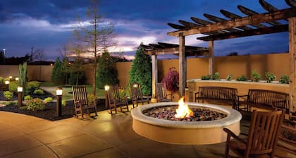 Courtyard by Marriott Jackson