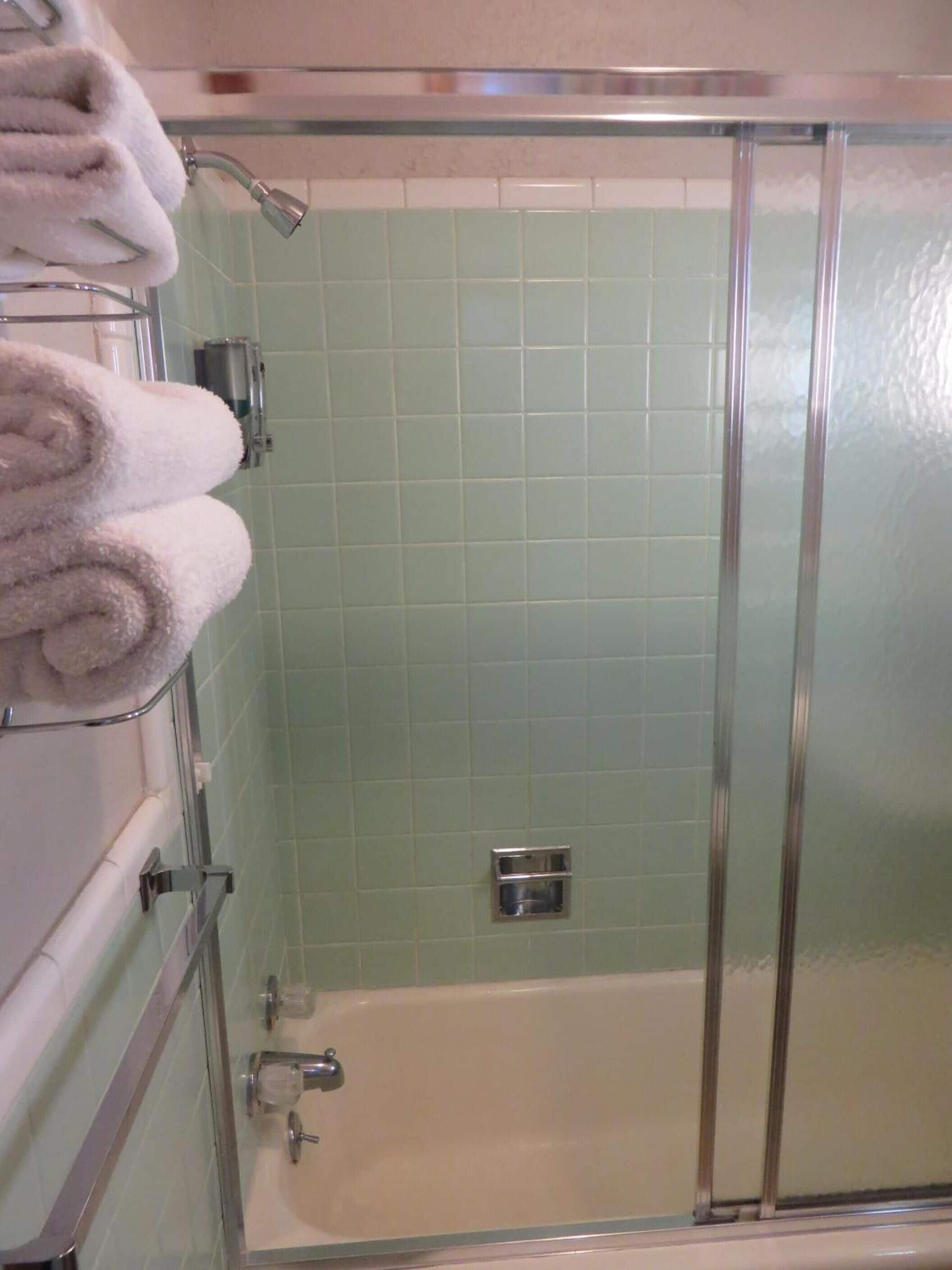 Shower, free toiletries, hair dryer, towels