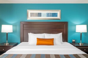 Quarto standard, 1 cama King, para não fumantes, geladeira e micro-ondas | Roupas de cama antialérgicas, cofres nos quartos, escrivaninha