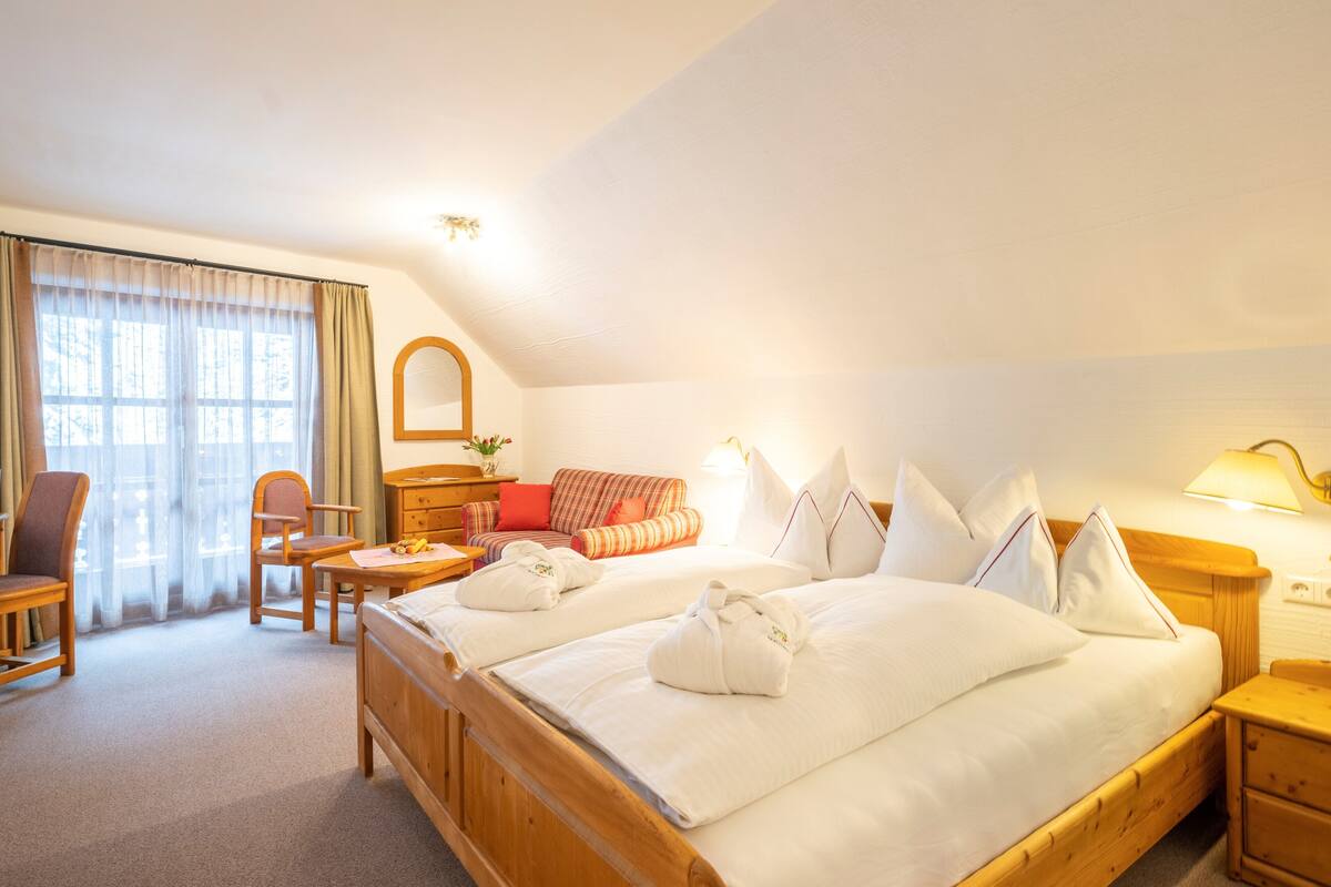 superior double room | 1 bedroom, hypo-allergenic bedding, minibar, in-room safe