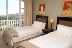 客房内保险箱、床单