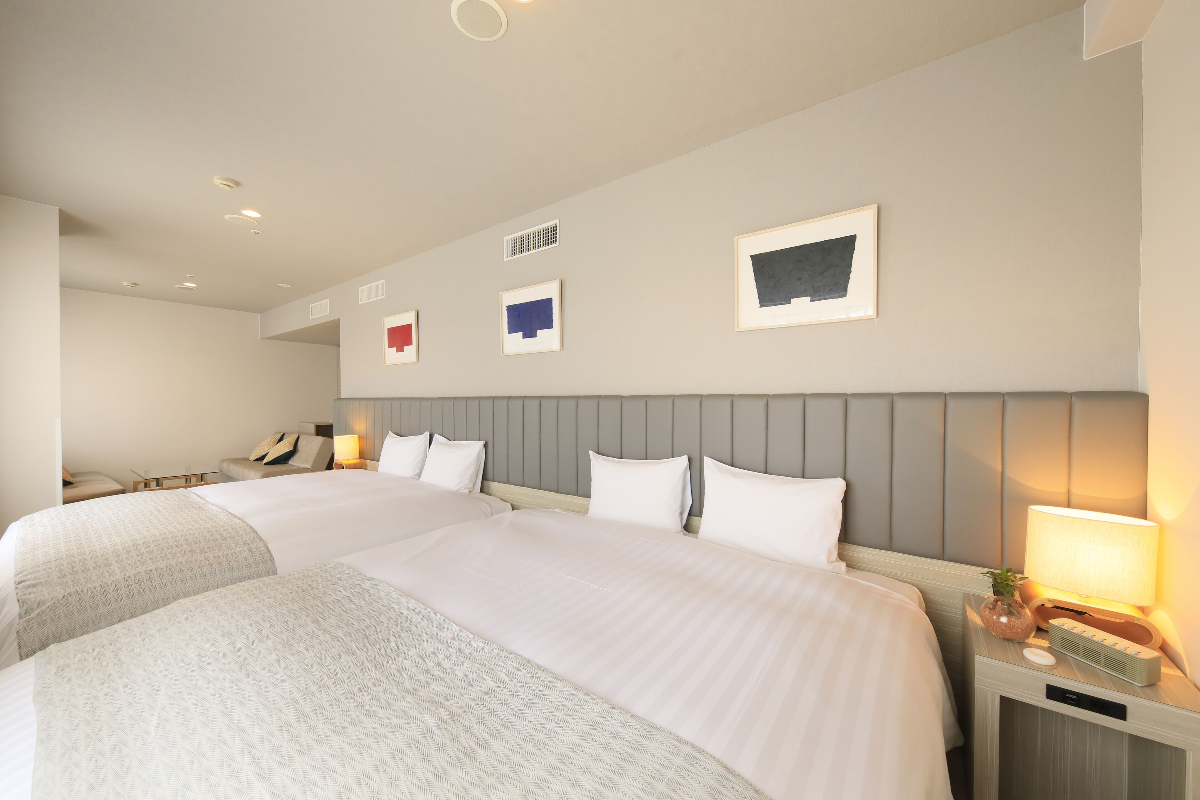 junior suite | 2 bedrooms, iron/ironing board, free wifi, bed sheets