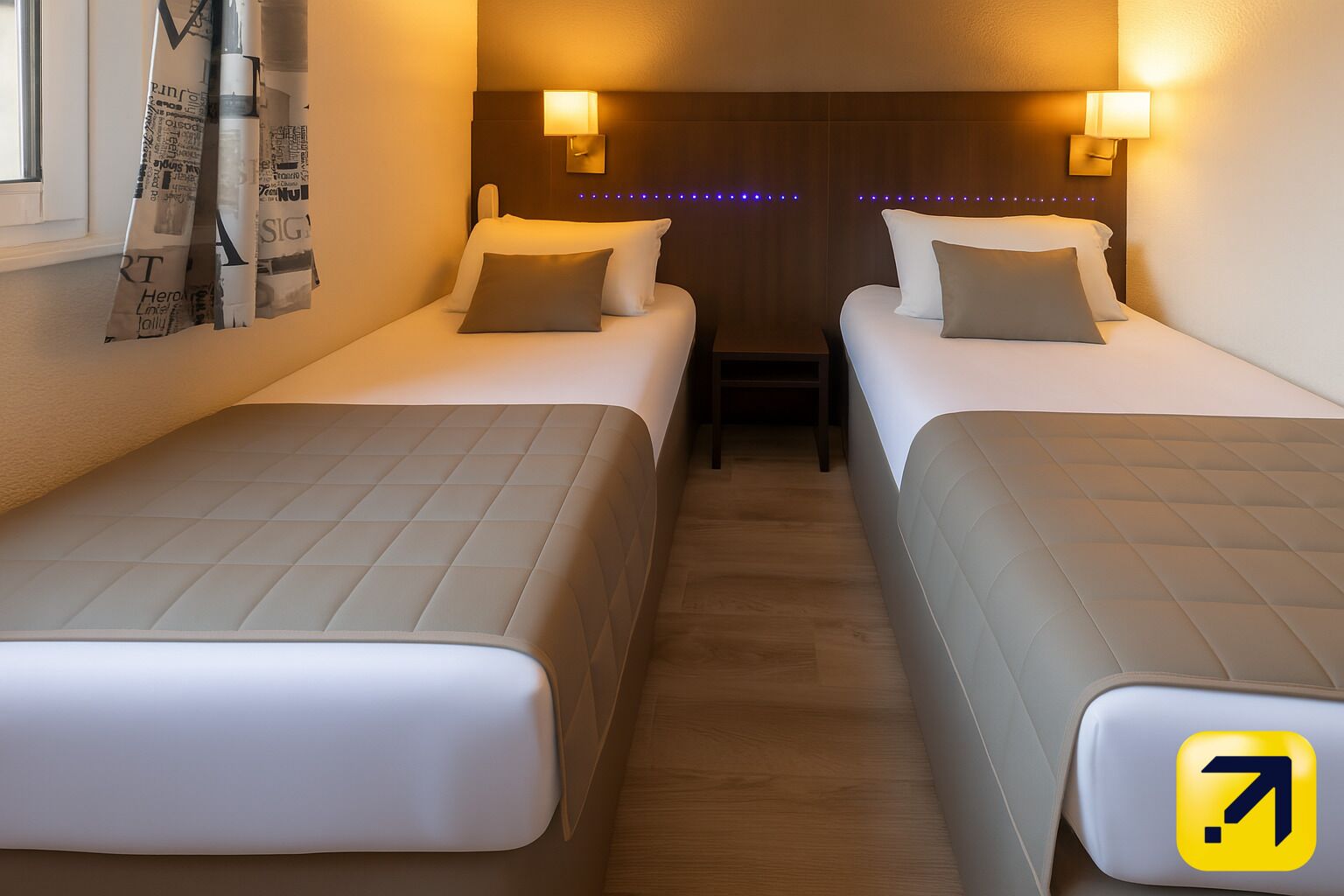 双人房或双床房 (small) | 办公桌、遮光窗帘、隔音、免费 WiFi