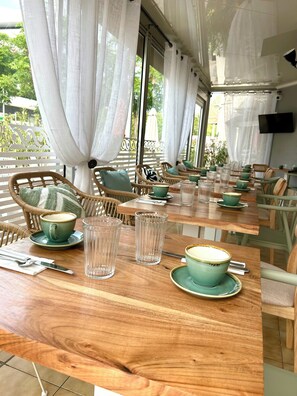 Daily buffet breakfast (EUR 15 per person)