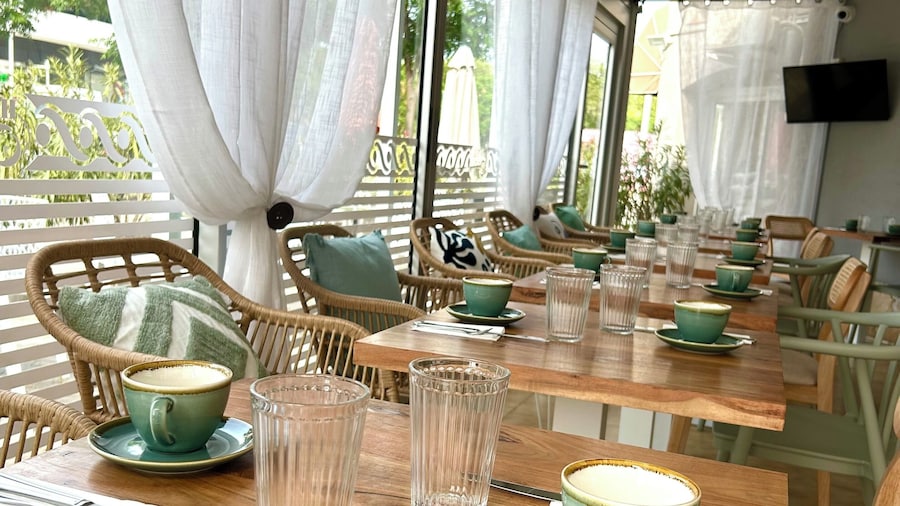 The Original City, Hotel Cap Maya, Palais des congrès