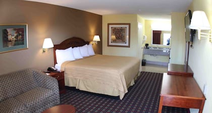 Loyalty Inn Hawkinsville