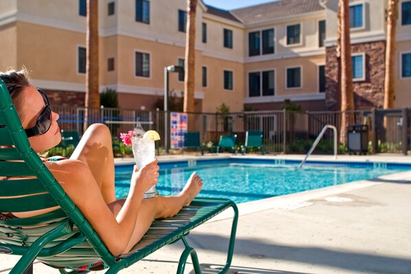 Outdoor pool, pool loungers