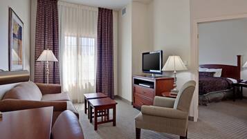 1 bedroom, hypo-allergenic bedding, pillow-top beds, desk