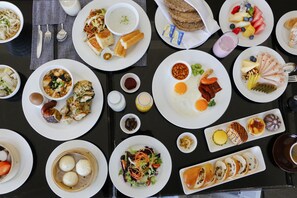 Dagelijks ontbijtbuffet (CNY 145 per persoon)