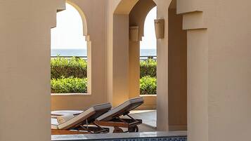 Villa, 1 Queen Bed, Ocean View | Hypo-allergenic bedding, minibar, in-room safe, desk