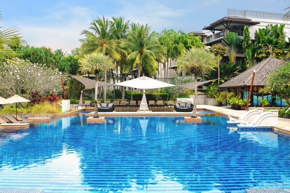 2 outdoor pools, cabanas (surcharge), pool umbrellas