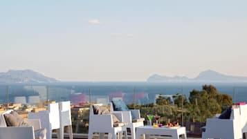 Aperto a colazione, pranzo e cena