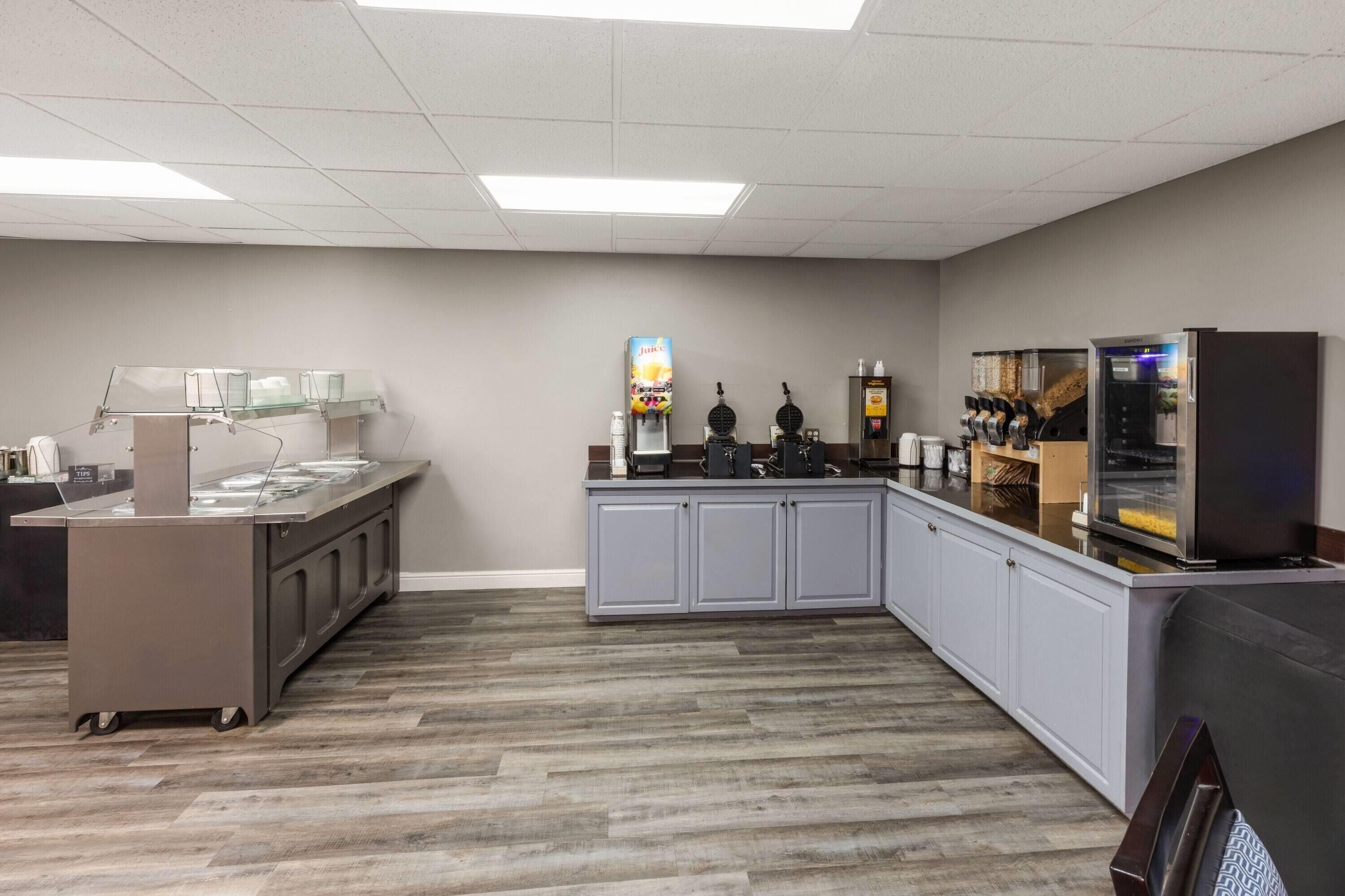 Free daily full breakfast