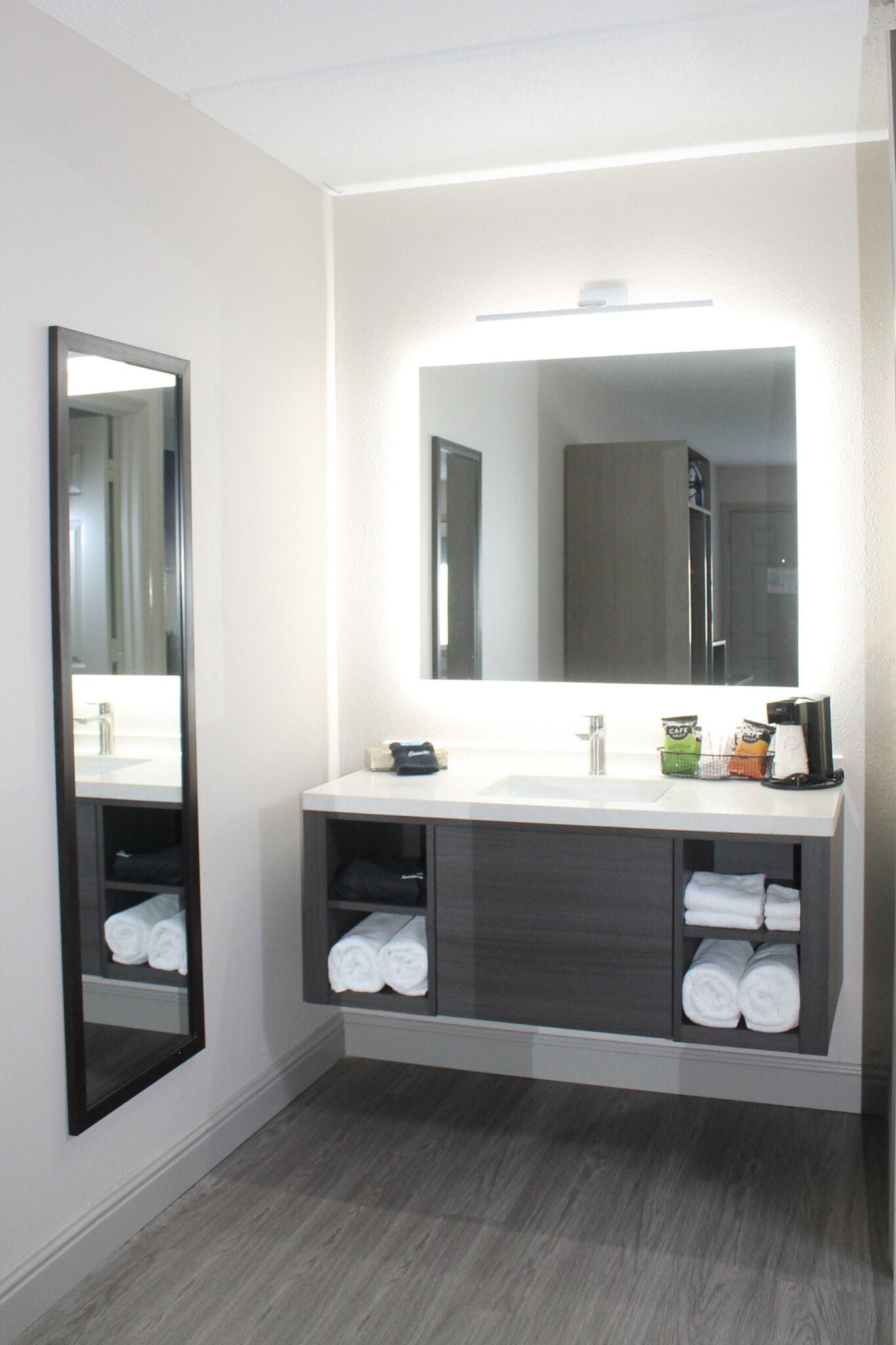 premium bedding, pillow-top beds, desk, blackout curtains