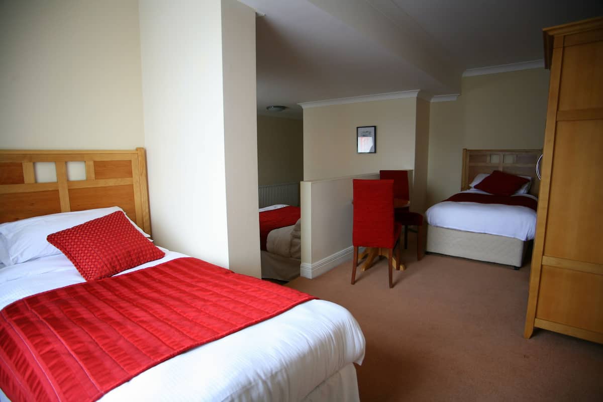family room | iron/ironing board, free cots/infant beds, rollaway beds, free wifi