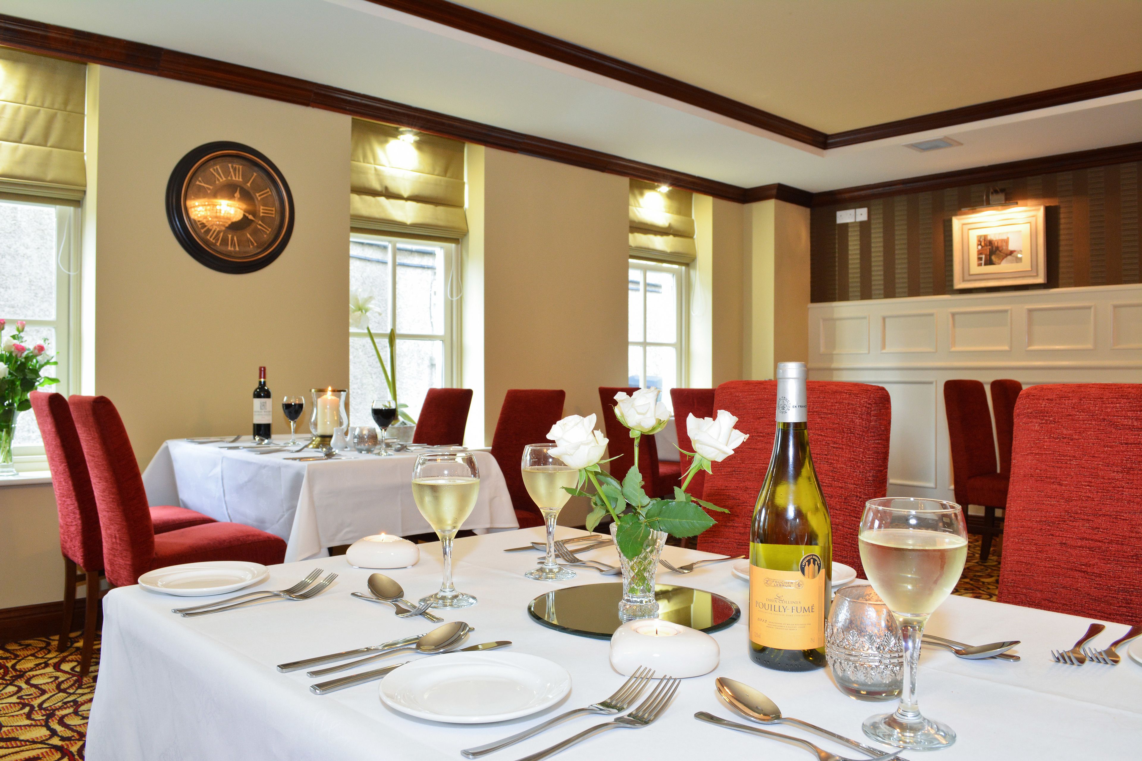 breakfast, lunch and dinner served