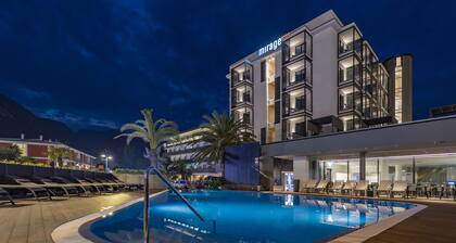 Lake Front Hotel Mirage