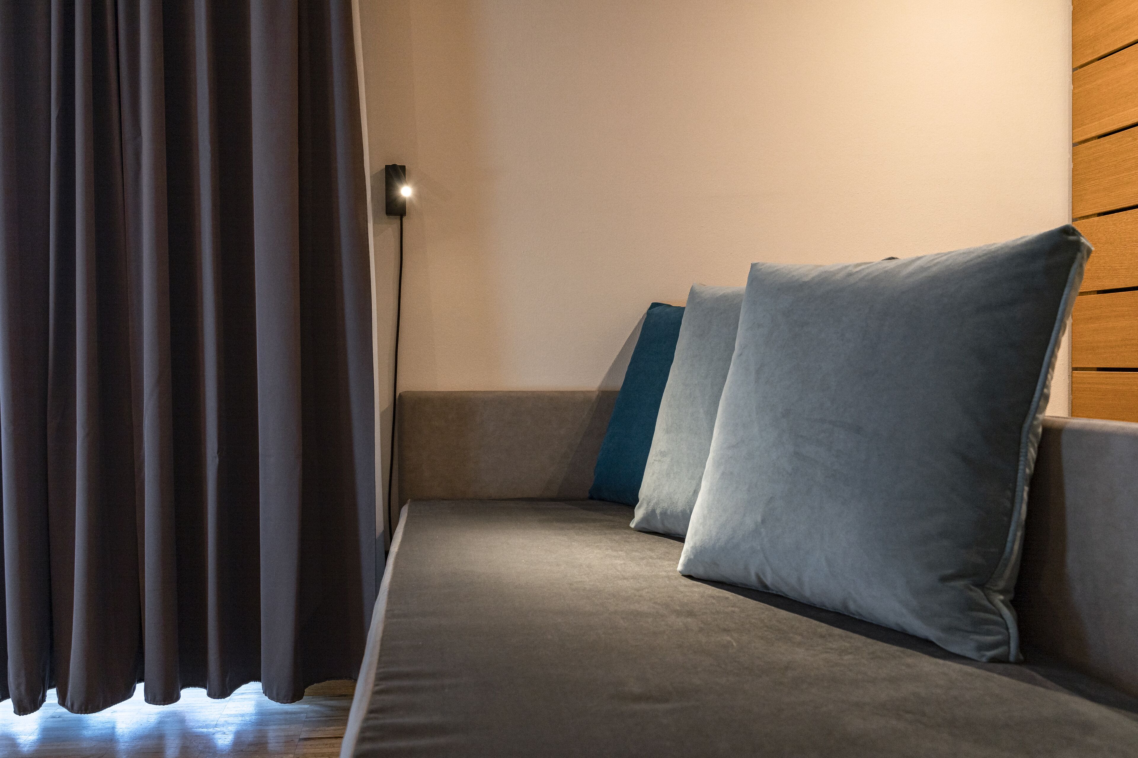 1 bedroom, hypo-allergenic bedding, down duvets, pillow-top beds