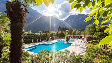 Indoor pool, outdoor pool, sun loungers