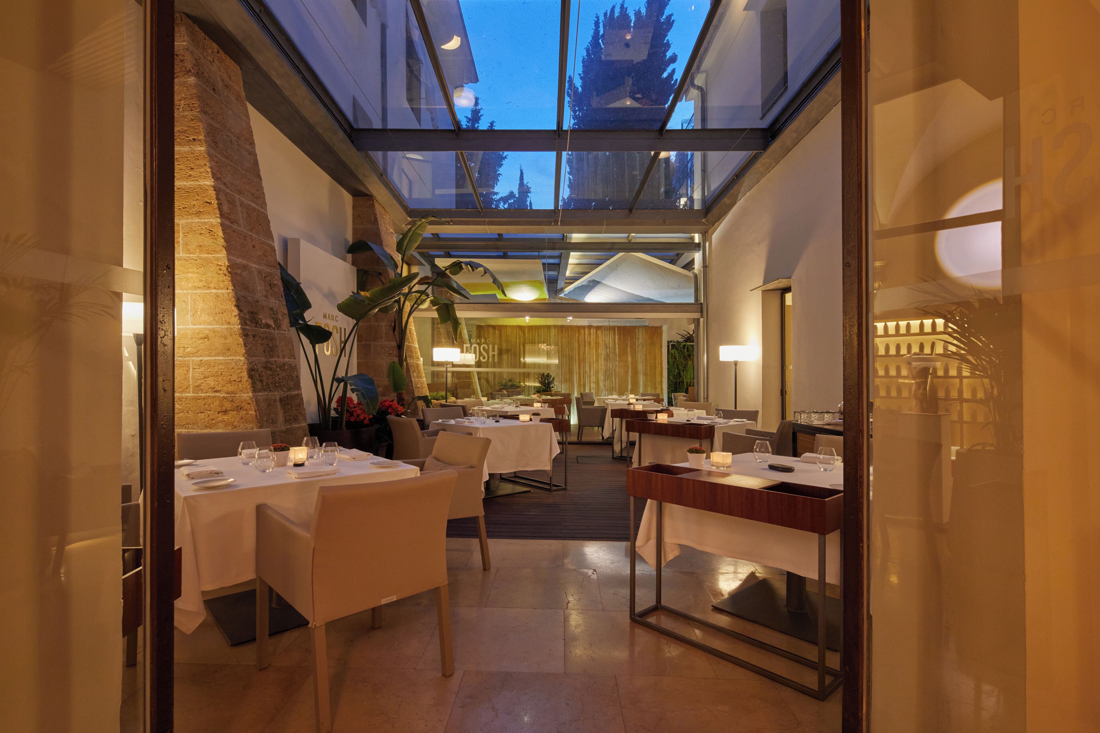 lunch and dinner served, mediterranean cuisine