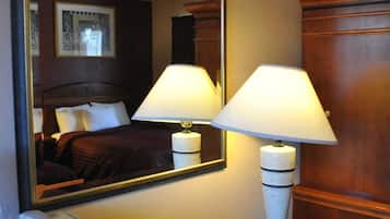 1 habitación, wifi gratis, ropa de cama y despertador
